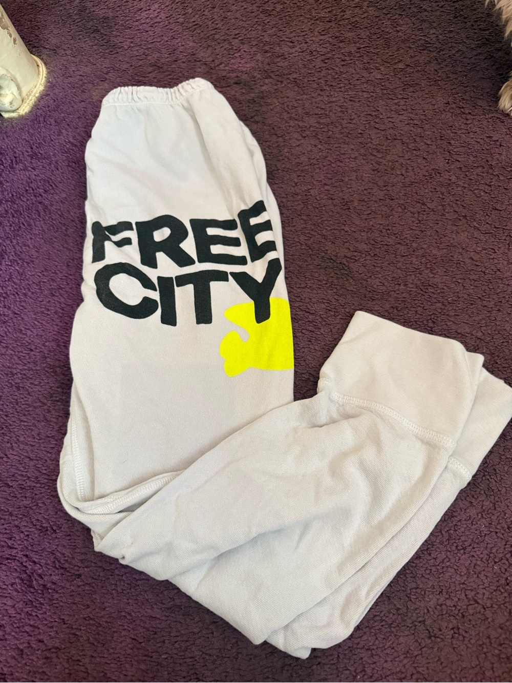 freecity White Cropped Sweatpants with Black Logo and Yellow Accent